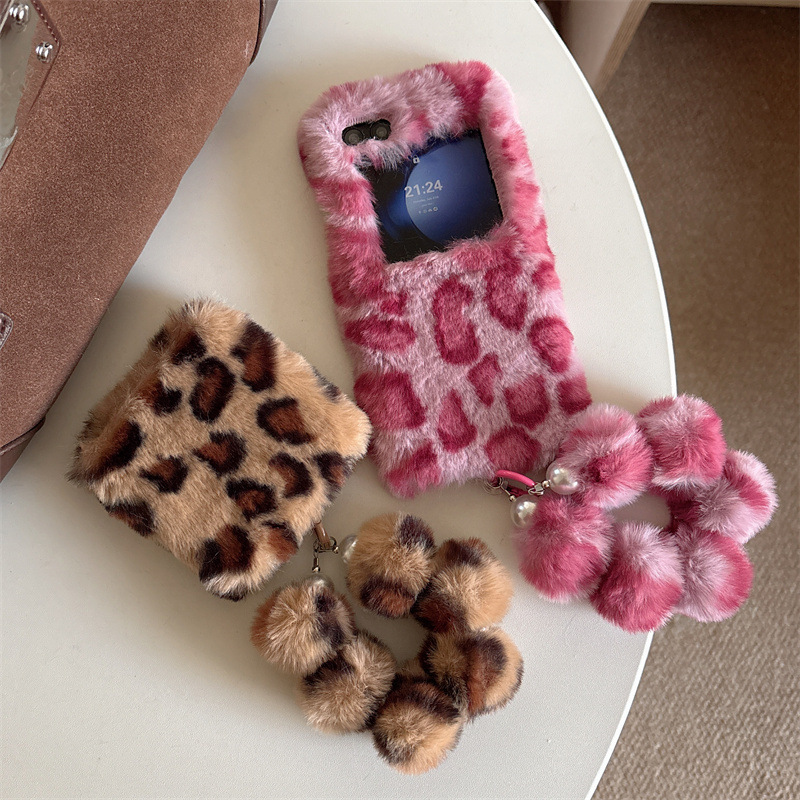 Phone Cases Leopard Print - Fashion Leopard Print Fluffy Plush Wrist
